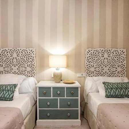 Penthouse Lorena شقة *